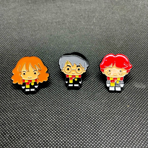 Harry Potter Enamel Pin Set - Picture 1 of 1